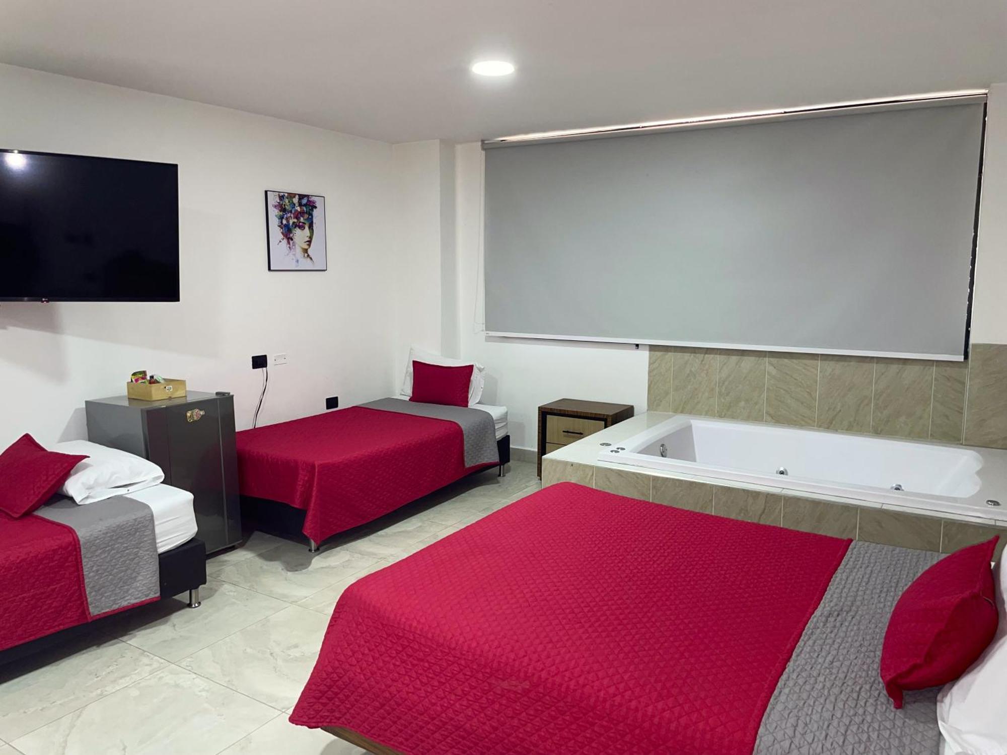 Hotel Ofix Medellín Extérieur photo