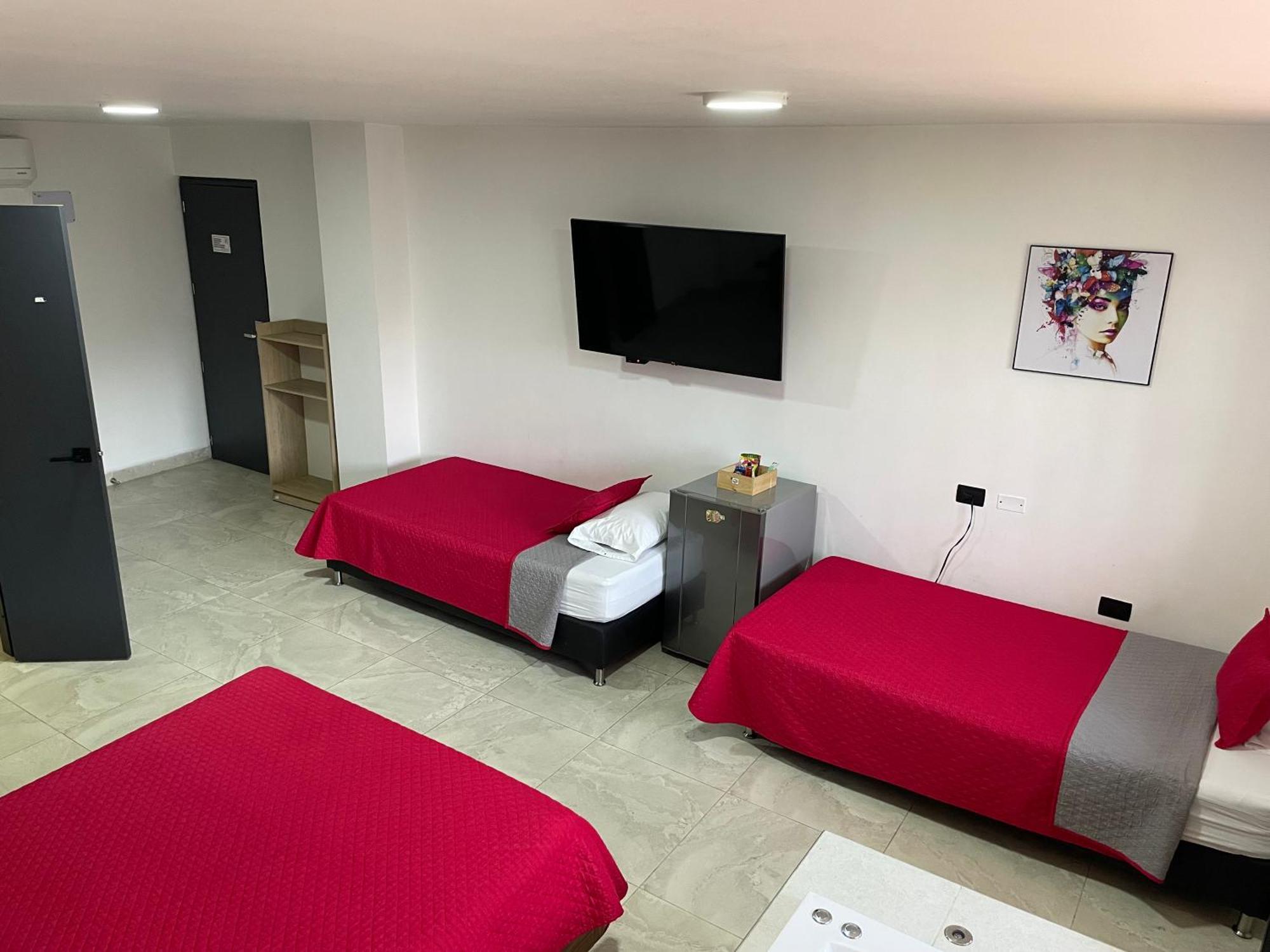 Hotel Ofix Medellín Extérieur photo