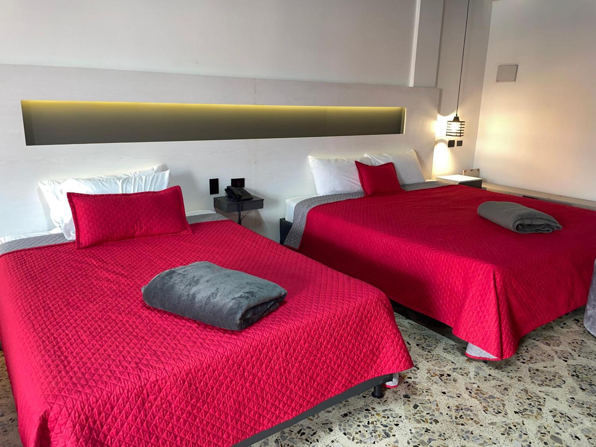 Hotel Ofix Medellín Extérieur photo